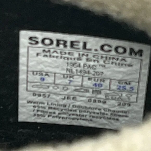 Sorel women's 1964 Pac Winter Snow Boots purple 9 mulberry