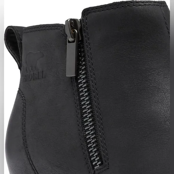Sorel Women’s Evie II Zip Waterproof Ankle Boot - 9.5