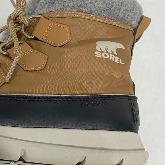 SOREL Women's Explorer Carnival Winter Boots 6