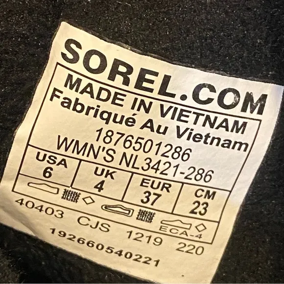 SOREL Women's Explorer Carnival Winter Boots 6