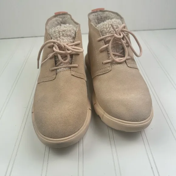 Sorel Women’s Light Pink Boots Size 8.5
