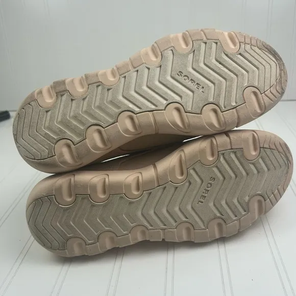 Sorel Women’s Light Pink Boots Size 8.5