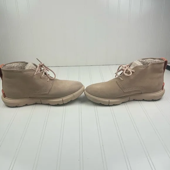 Sorel Women’s Light Pink Boots Size 8.5