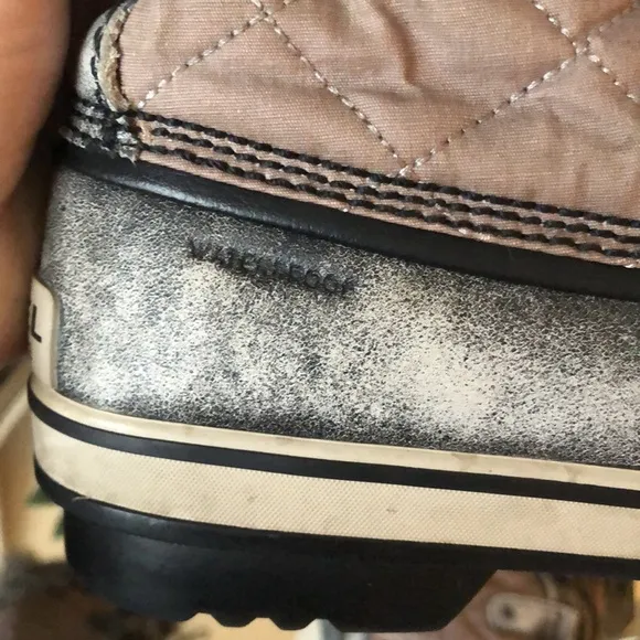 Sorel Women's Tofino Grey Distressed Winter Boots