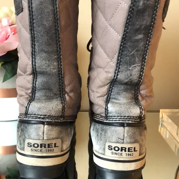Sorel Women's Tofino Grey Distressed Winter Boots