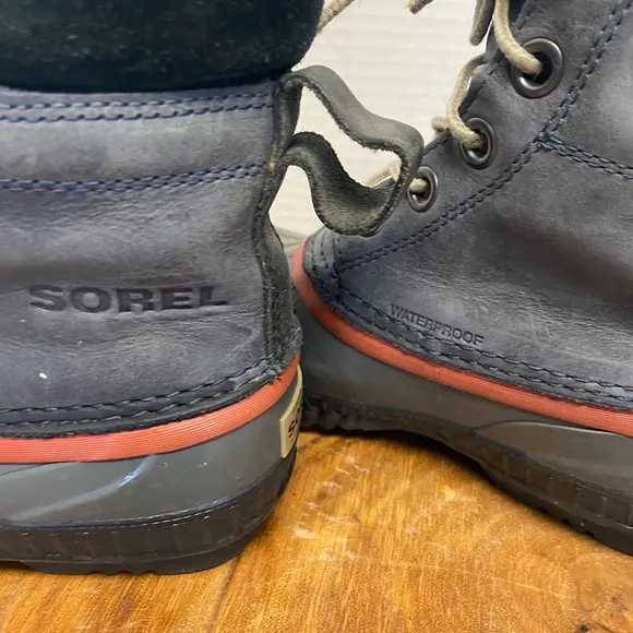 Sorel Youth Navy Blue Winter Leather Duck Boots