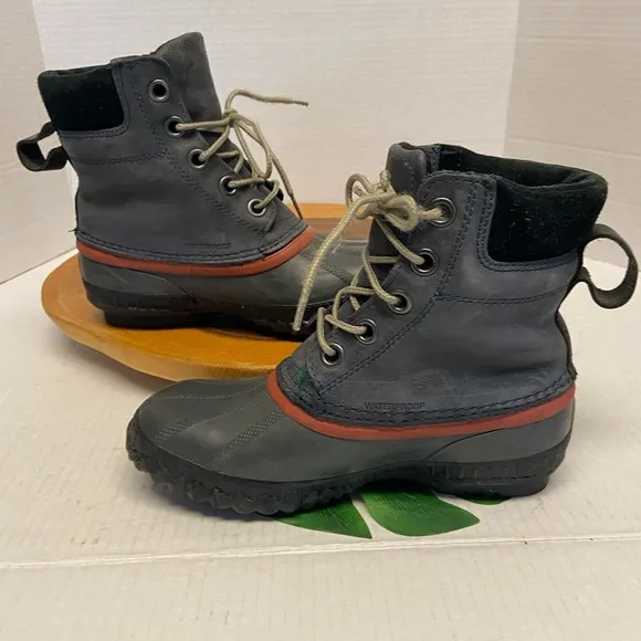 Sorel Youth Navy Blue Winter Leather Duck Boots