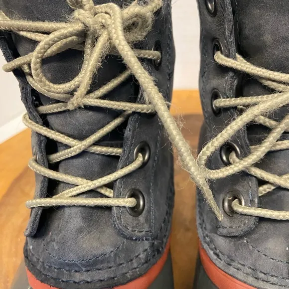 Sorel Youth Navy Blue Winter Leather Duck Boots