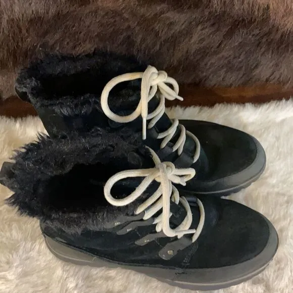 Sorel boots 8 (3537C)