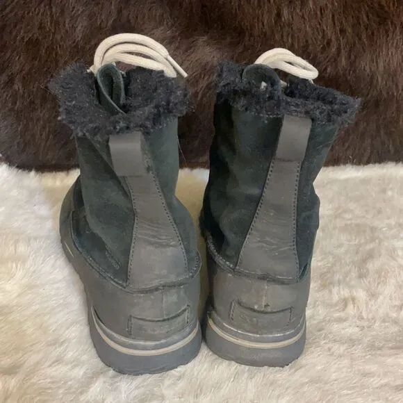 Sorel boots 8 (3537C)