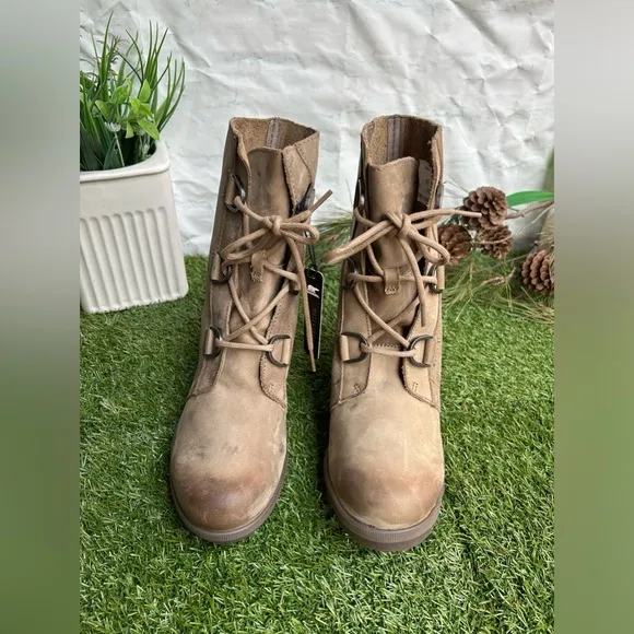 SOREL🔴Joan of Arctic Wedge boots waterproof womens size 9.5 Nude