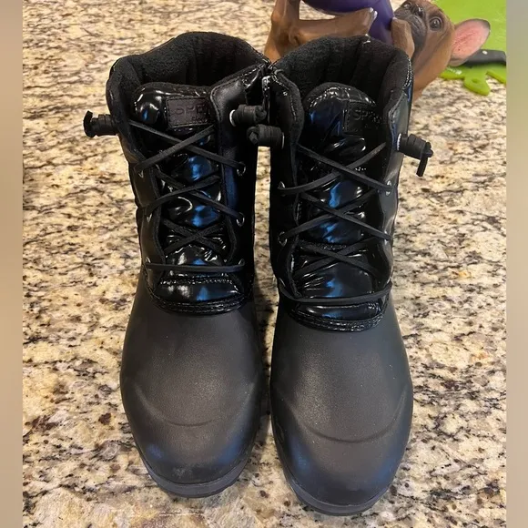 Sperry Maritime Repel nylon black snow boots, size 9