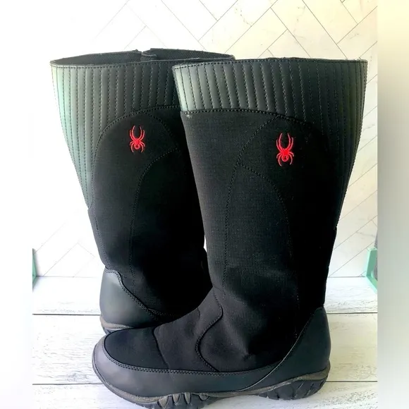 Spyder - Winter boots - size 9