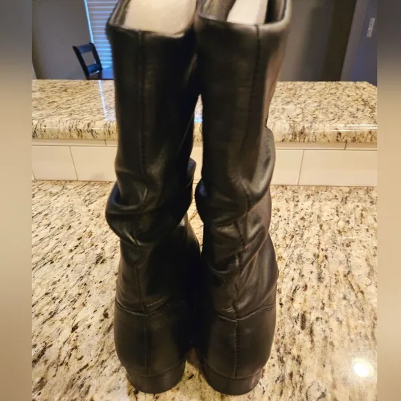 St. John's Bay &quot;Jamie&quot; Black Leather Slouch Boots