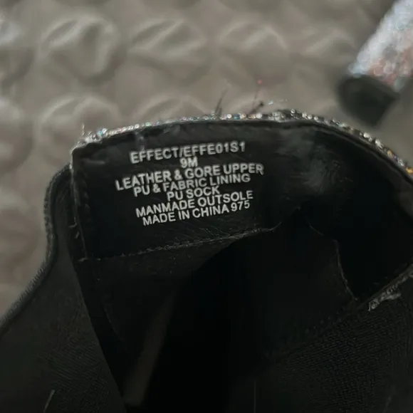 Steve Madden Effect Leather Metallic Silver Rainbow Boots/Booties Size 9