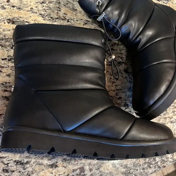Steve Madden Faux Fur Lined Winter Boots