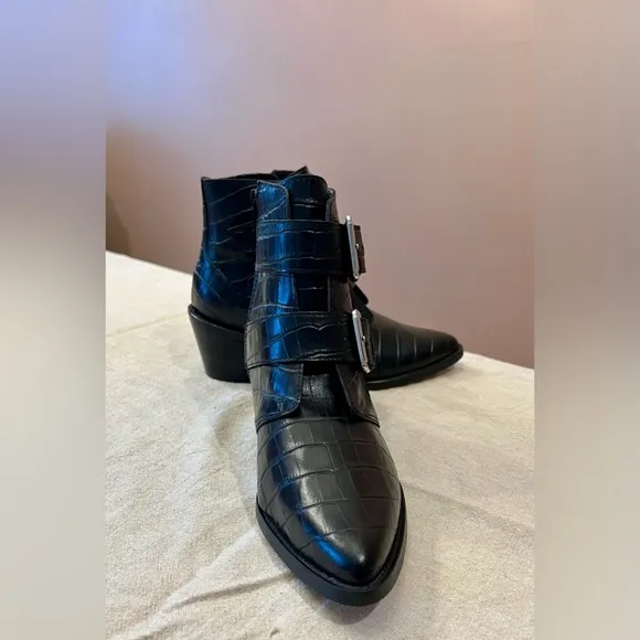 Steve Madden Reynold Leather Boots