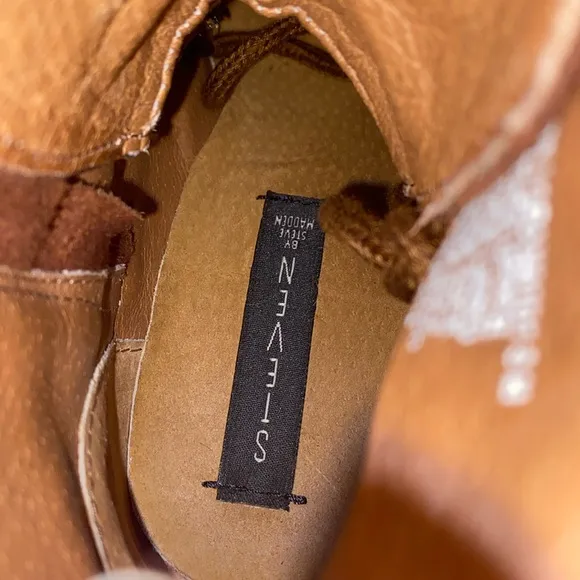 Steven By Steve Madden Grandy Brown Suede Lug Sole Hiker Lace Up Boots Women 8