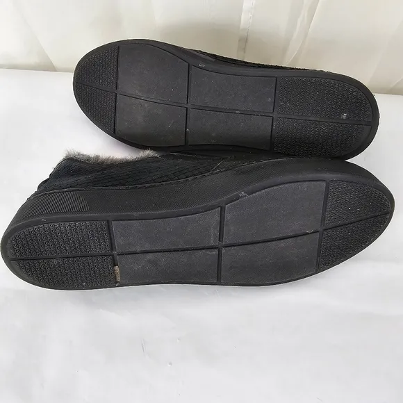Stuart Weitzman Black Leather And Gray Faux Fur Slip on Sneakers Size 7
