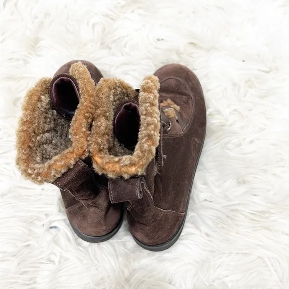 STUART Weitzman Brown Suede Velcro Strap Winter Boots Booties 7