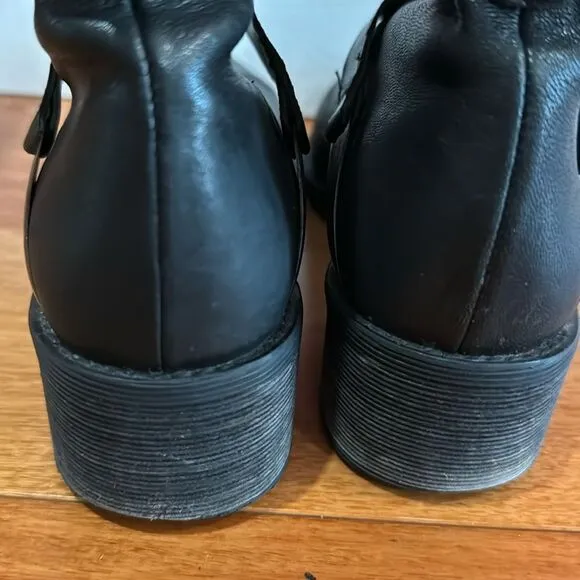 Stuart Weitzman soft Leather Round Toe Buckle Moto Boots Women's size 7.5