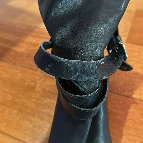 Stuart Weitzman soft Leather Round Toe Buckle Moto Boots Women's size 7.5