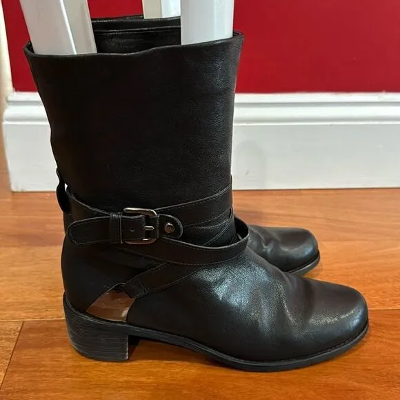 Stuart Weitzman soft Leather Round Toe Buckle Moto Boots Women's size 7.5