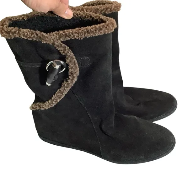 Stuart Weitzman Suede Leather Winter Boots Toggle