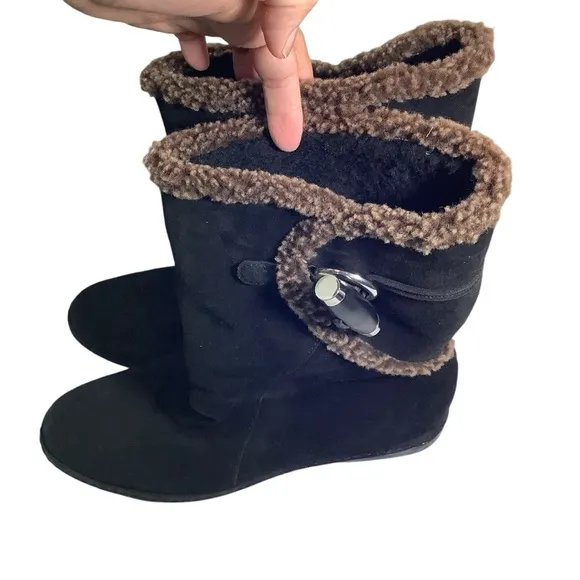 Stuart Weitzman Suede Leather Winter Boots Toggle