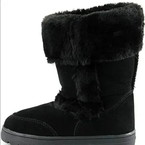 STYLE &amp; CO Witty Black Boots Winter Shoes Womens Black Size 7
