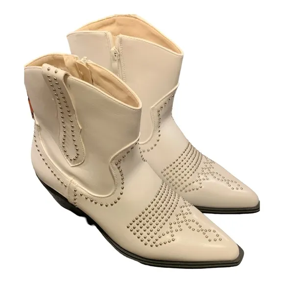 Stylish White Western Boots - Size EU 39, 8 US, UK6 NWOT