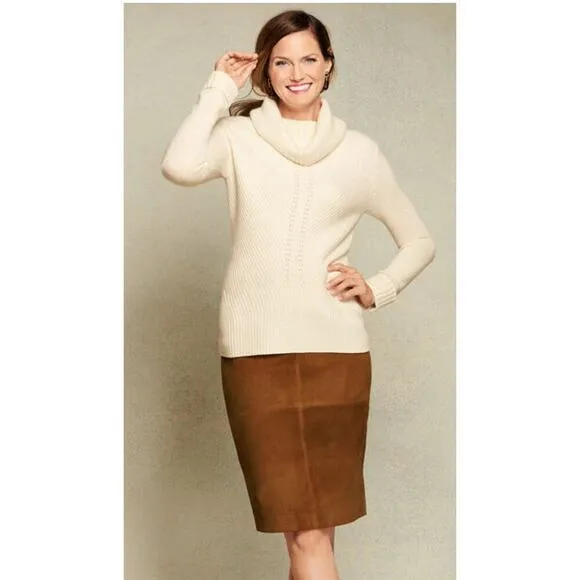 Talbots Luxe Suede Pencil Skirt – Equestrian-Inspired Classic, Size 4 $198