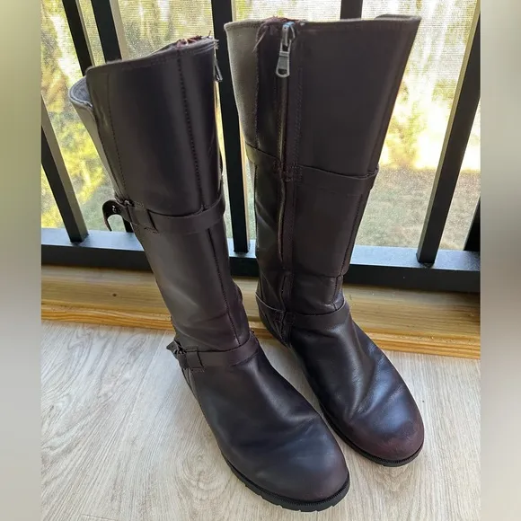TEVA De La Vina Tall Waterproof Colorblock Brown Maroon Leather Riding Boots ~ 8