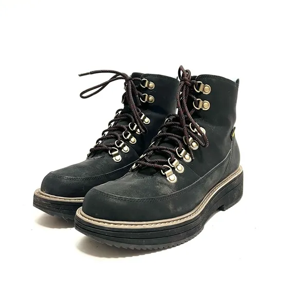 TEVA | Midform Boot black leather water repellent chillingly hiking boots