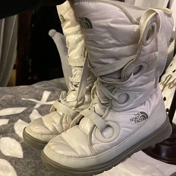 The north face AWMV destiny down filled winter snow ski boots sz 8