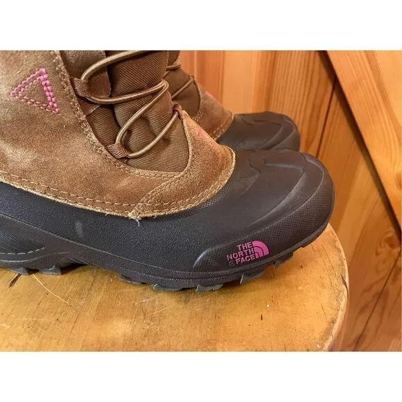 The North Face Girls Suede Heat Seeker 200 Gram Insulation Winter Snow Boots 5