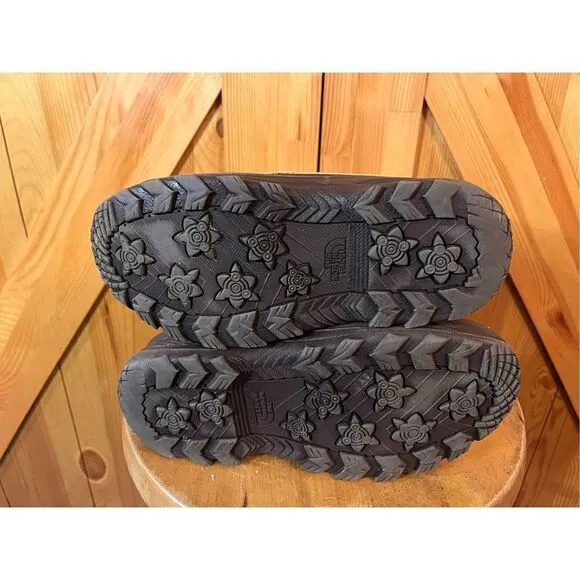 The North Face Girls Suede Heat Seeker 200 Gram Insulation Winter Snow Boots 5
