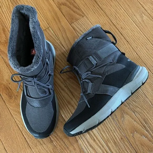 The North Face Ladies' UX Metro Atmos Mid-Height Winter Boots size 8 NWOB