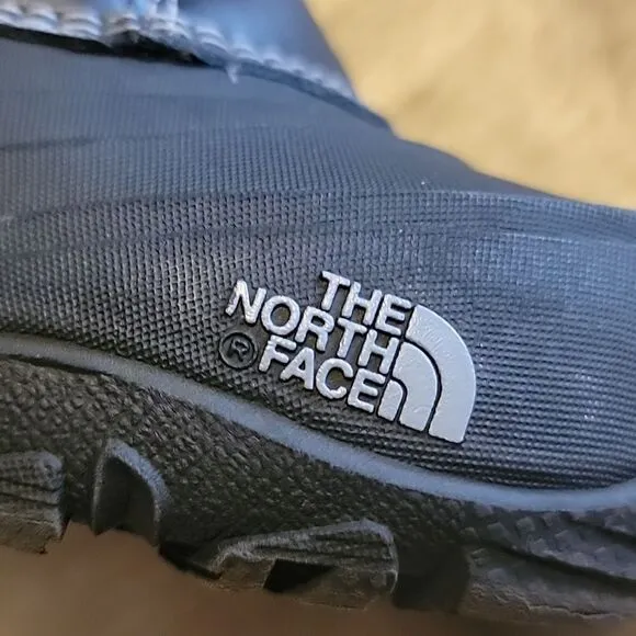 THE NORTH FACE TNF BLACK ALPENGLOW IV WATERPROOF WINTER BOOTS, SIZE 2