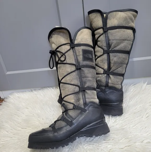 The North face  women cross tall winter