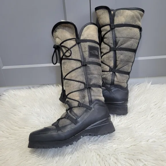 The North face  women cross tall winter