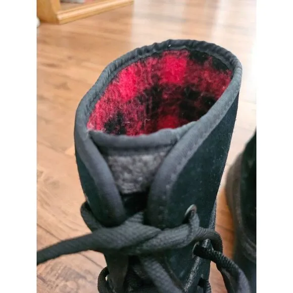 The North Face Women Shellista II Roll Down Snow Boot‎ Sz US 10 Black Red Plaid
