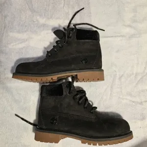 Timberland Boots Waterproof &amp; Insulated Black Unisex Little Kid's Size 2 NEW