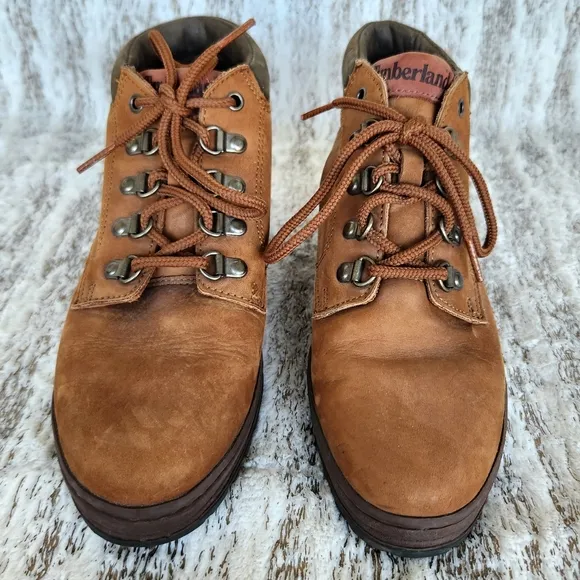 Timberland Vintage Brown Tan Nubuck Leather Ankle Hiking Boots | Women's Size 8