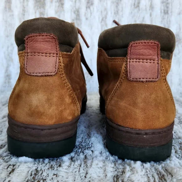 Timberland Vintage Brown Tan Nubuck Leather Ankle Hiking Boots | Women's Size 8
