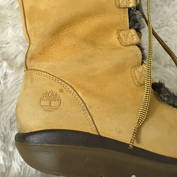 Timberland Wheat Leather Faux Fur Lined Tall Lace Up Winter Boots