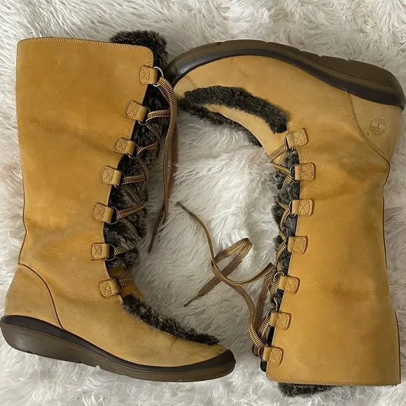 Timberland Wheat Leather Faux Fur Lined Tall Lace Up Winter Boots