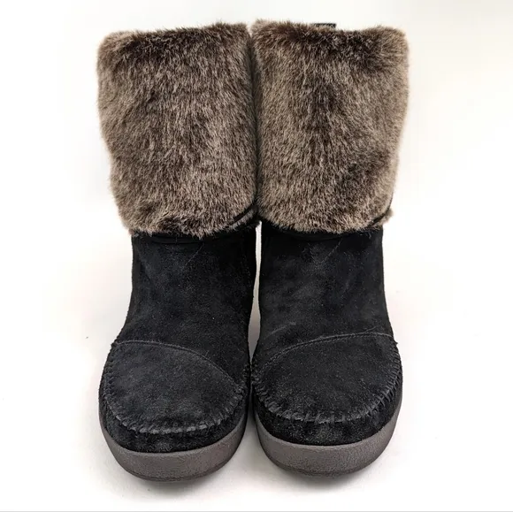 Toms Nepal Moccasin Boots Suede and Faux Fur Ankle Wrap Ties Slip-On Black 7.5