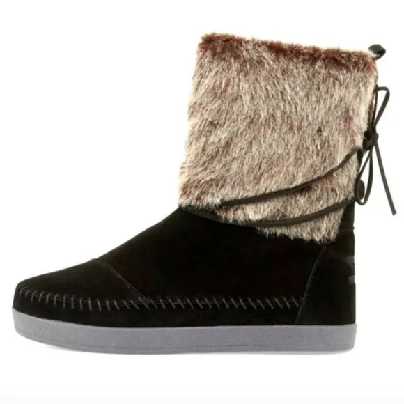Toms Nepal Moccasin Boots Suede and Faux Fur Ankle Wrap Ties Slip-On Black 7.5