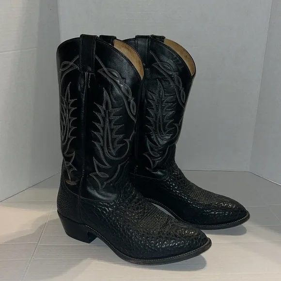 Tony Lama-10 EE-black-Bull hide  leather, Vequero western, cowboy, rodeo, boots.